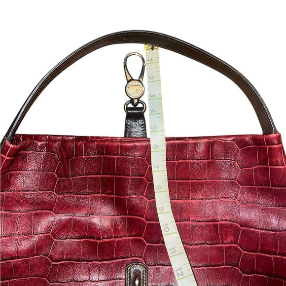 Dooney & Bourke Elegant Red Crocodile-Embossed Women's Bag - Picture 7 of 9